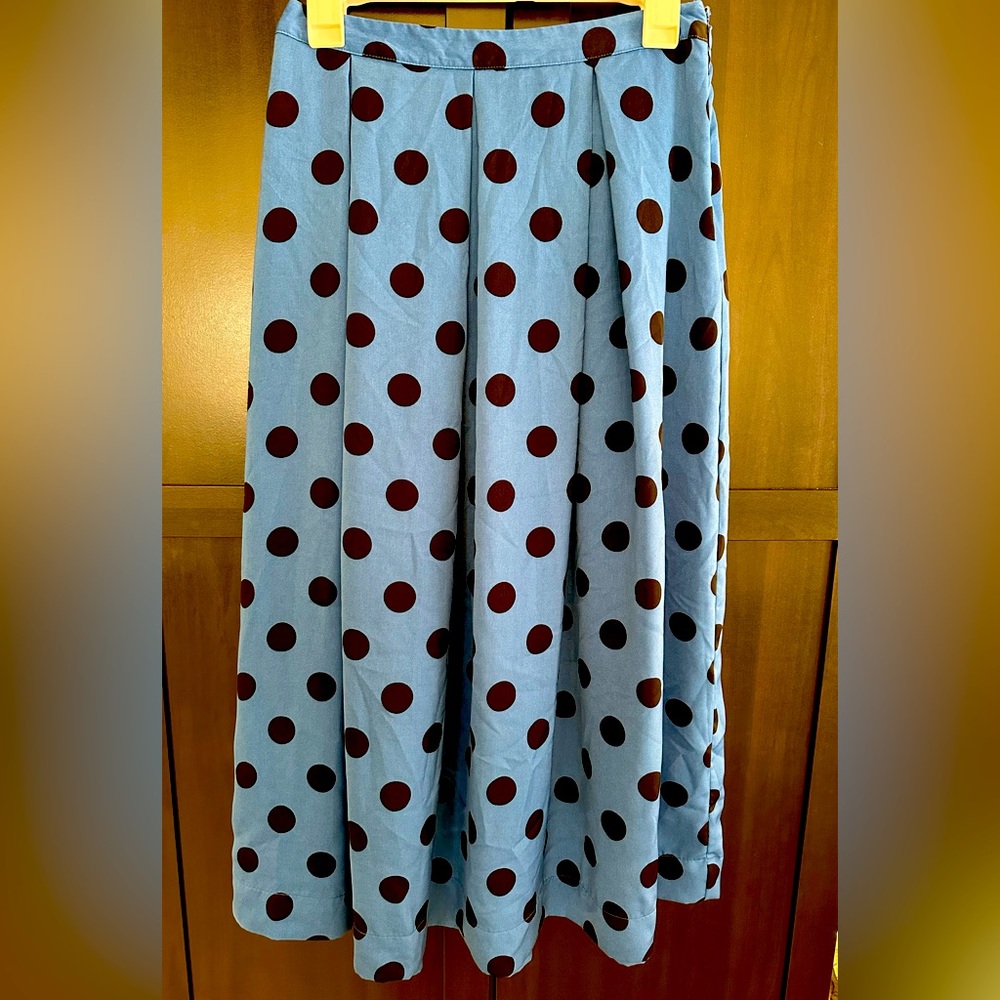 MIDI polka dot skirt